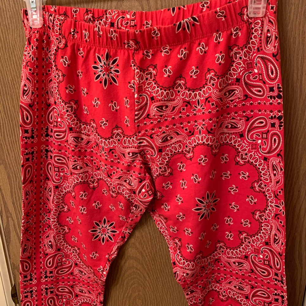 NO BOUNDARIES BANDANA CAPRIS